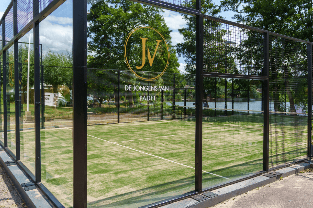 M. Point Life Style Center